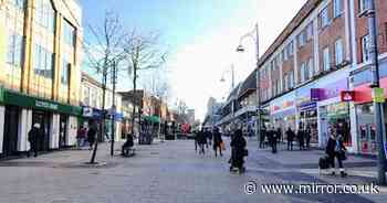 Bexleyheath stabbing: Schoolboy, 13, found stabbed as 'juvenile' arrested