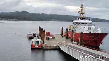 Crews removing oil from leaky northern B.C. shipwreck: coast guard