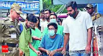 Fasting Kolkata's junior doctor released after a week in hospital