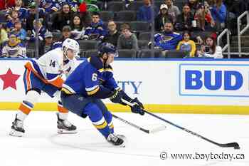 Hofer makes 34 saves, assists on Neighbours’ OT goal in Blues’ 1-0 victory over Islanders