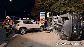 Schon wieder Unfall auf B472: Transporter kippt um