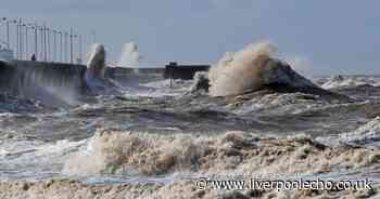 Storm Ashley to hit UK as Met Office issues 'damaging winds' warning