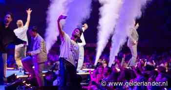 The Streamers terug in GelreDome: ‘manager’ Frank Lammers zingt het hardst van allemaal