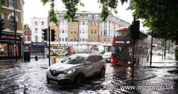 Storm Ashley: 36 flood warnings issued as 80mph weather bomb barrels toward UK