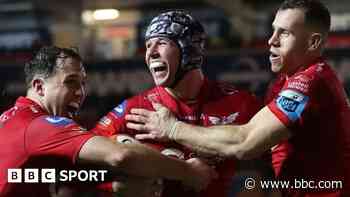 Scarlets clinch superb win against 14-man Bulls