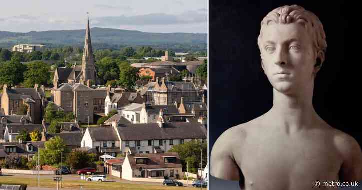 Marble bust set to be sold for £2,500,000 after found propping up garden shed