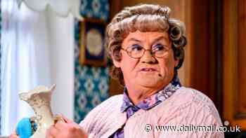 Mrs Brown's Boys star Brendan O'Carroll mounts extraordinary defence of N-word jokes