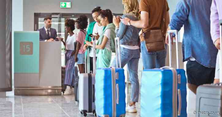 No more airport queue jumpers as airline trials new boarding pass policy