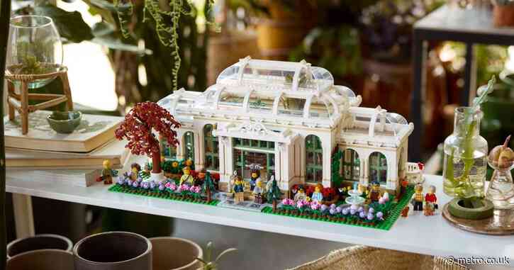 The last big Lego set before Christmas is a massive Botanical Garden