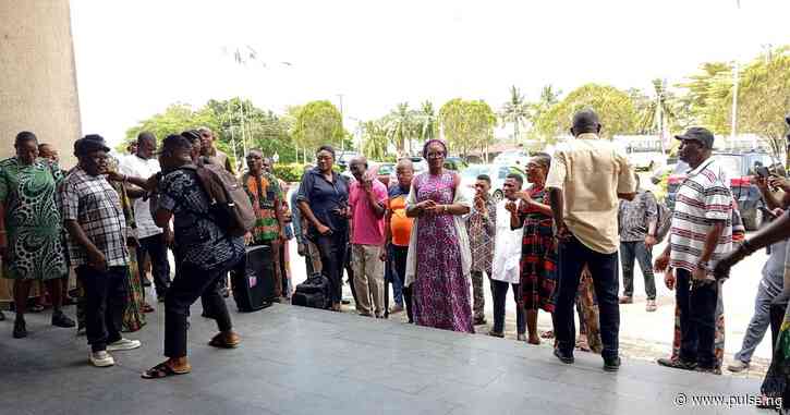 Cross River university lecturers protest against unpaid palliative award