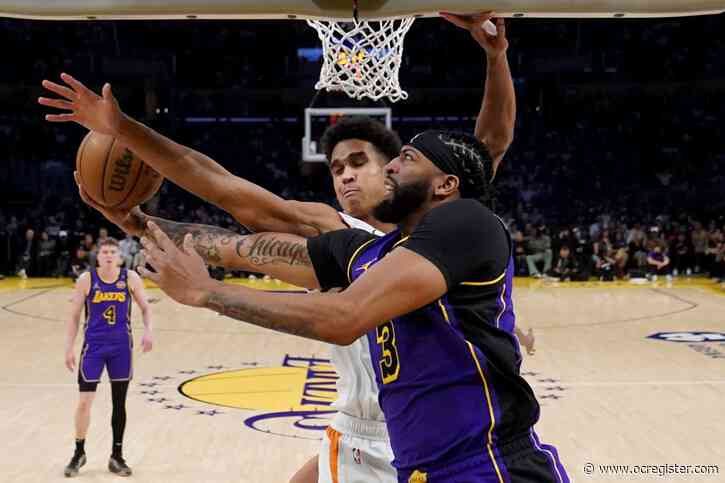 Lakers overcome 22-point deficit to defeat Suns