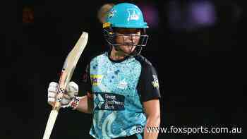 Sydney Sixers dealt another injury blow as World Cup champion Amelia Kerr damages quad