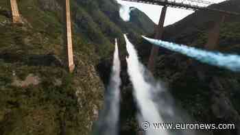 Acrobatic aircraft defy gravity in world-first loop under Montenegro’s tallest bridge