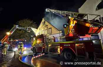 FW Bremerhaven: Dachstuhlbrand in ehemaligem Wohn- und Geschäftsgebäude