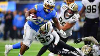 Justin Herbert helps Chargers dispatch struggling Saints