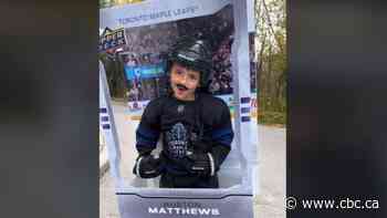 Maple Leafs fan, 7, catches attention of NHL with Halloween costume