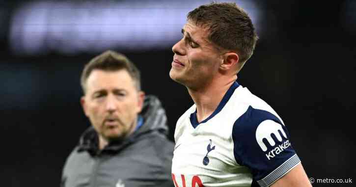 Tottenham’s Micky van de Ven in tears after suffering injury against Manchester City