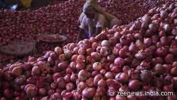 Kanda Express Train With 840 Metric Tonnes Of Onion Arrives In Delhi; Part Stock To Be Sold At Rs 35 Per Kg In Retail