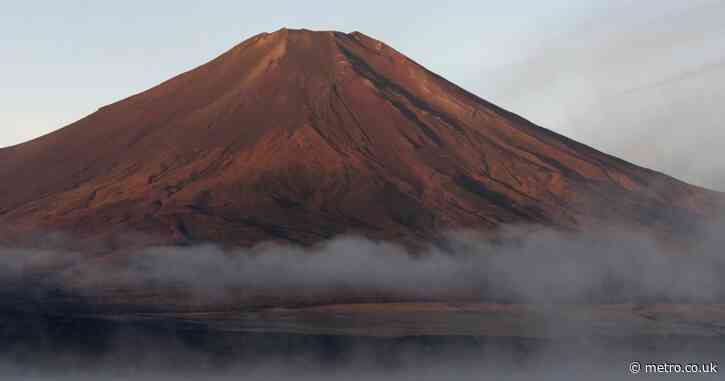 Mount Fuji just broke a 130-year record and we should all be worried