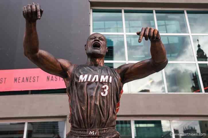 Miami Heat’s Bronze Statue of Dwayne Wade Prompts Comments from Gov. Tim Walz and Charles Barkley