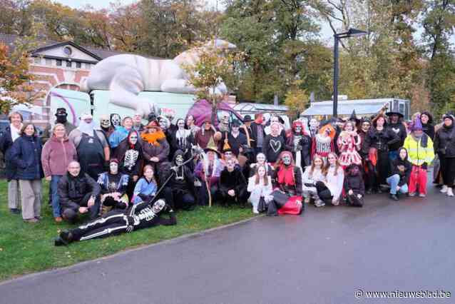 Kom met je hond griezelen tijdens de Halloweenwandeling ten voordele van dierenopvang