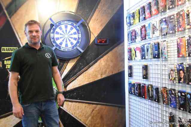 Kurt opent dartswinkel in Halle: “De dartshype in de regio Halle is zo groot dat een shop meer dan nodig is”