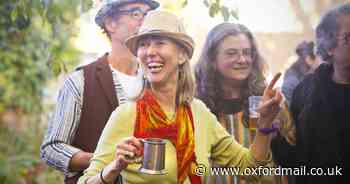 Lazy Saturday celebrations fill Jericho square