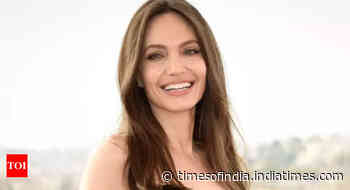 Angelina fears getting hurt again in love