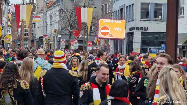 Oeteldonk verwacht grote drukte op 11-11: zo kan je zien hoe druk het is