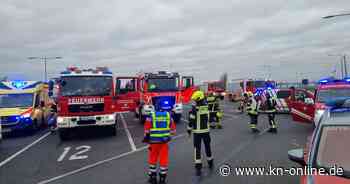 Flughafen BER: Feuerwehr-Großeinsatz in Schönefeld - Flugunfall gemeldet