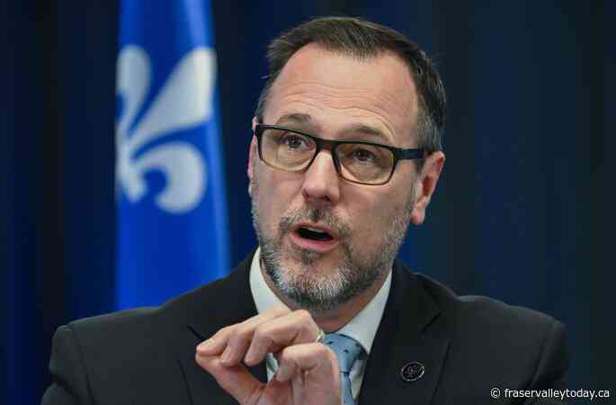 Quebec freezes two major immigration streams, citing pressure on services