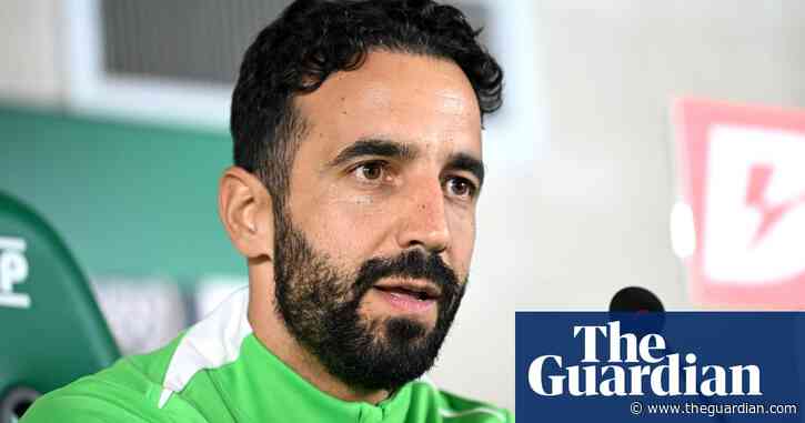 'The soap opera is ending': Rúben Amorim on Manchester United move – video