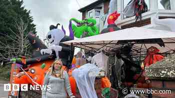 Halloween house for charity includes 7ft pumpkin