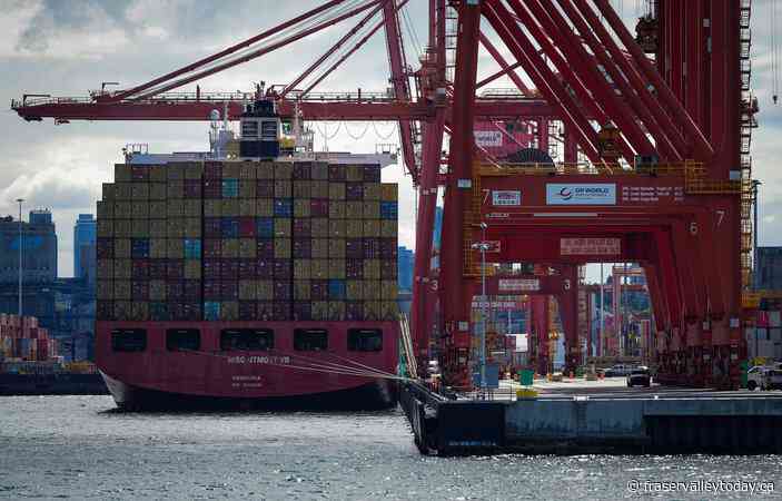 Union talks underway between foremen, employers to avoid latest B.C. port strike