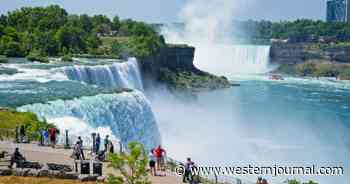 Mom Jumps Off Niagara Falls with Her Two Young Children - Final Social Media Posts Showed Despair