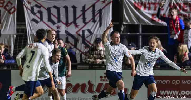 LIVE TOTO KNVB Beker | FC Emmen uitgeschakeld door amateurclub, Sparta scoort vijf keer in verlenging tegen Hercules