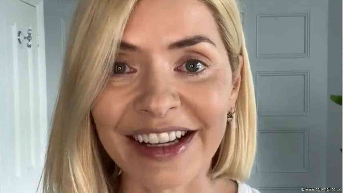 Holly Willoughby shares cryptic response to Phillip Schofield branding her 'The Witch' with Halloween post