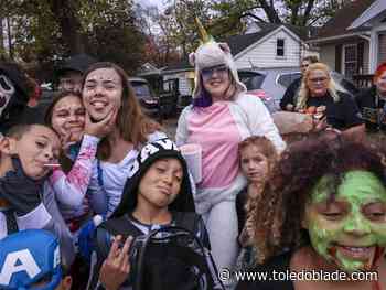 Photo Gallery: Trick-or-Treating in Toledo