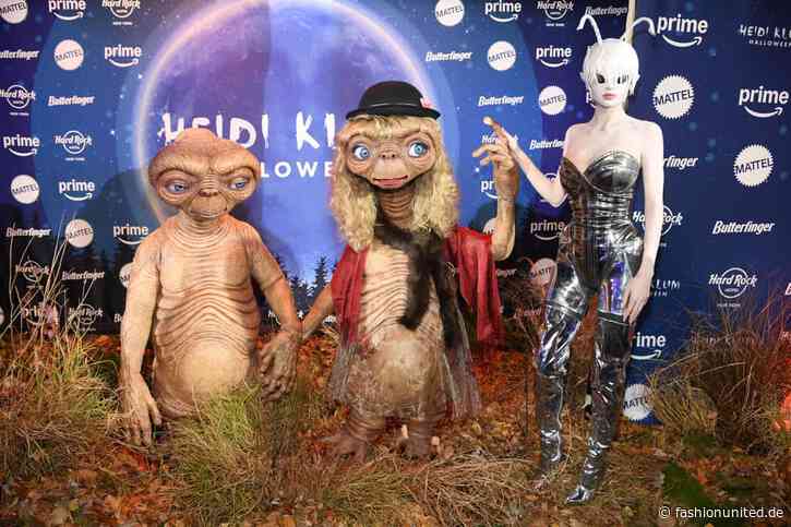 Glühender Finger und Kulleraugen: Heidi Klum ist E.T.