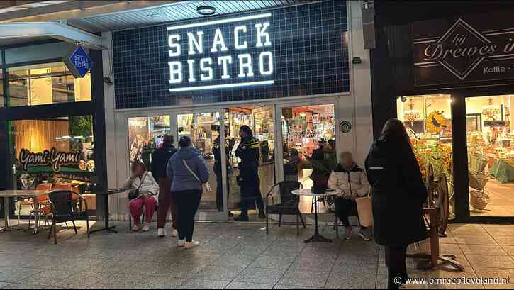 Almere - Omstander die overvaller snackbar achtervolgde: 'Er ging een knop om'