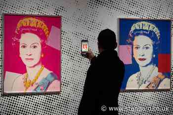 Andy Warhol artwork of Queen Elizabeth II stolen in ‘bungled’ Dutch gallery heist