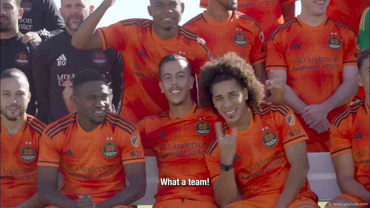 Amine Bassi mic'd up for team photos