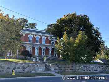 Carriage house storage facility planned for Bowling Green library