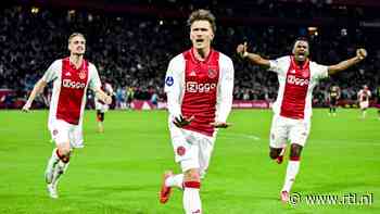 Ajax verslaat PSV in boeiende topper: 3-2