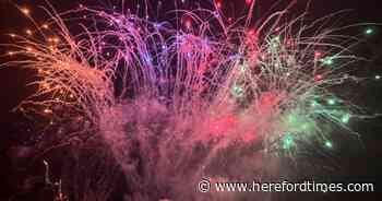 Crowds descend on Hereford Racecourse for fireworks