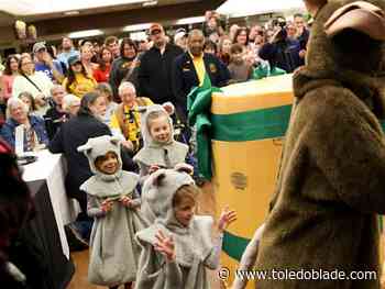 Photo Gallery: The Big Cheese cutting ceremony at Walt Churchill&#39;s Market