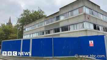 Fire tackled at abandoned former council building