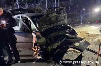 FW-EN: Schwerer Verkehrsunfall in der Nacht zum Sonntag