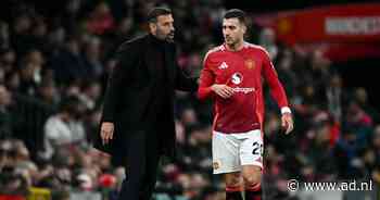 Paal en lat geraakt, maar Manchester United en Chelsea nog in evenwicht op Old Trafford