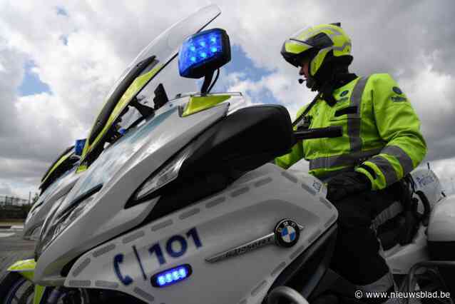 Politie schrijft 235 boetes uit tijdens verkeerscontrole aan Sportpaleis